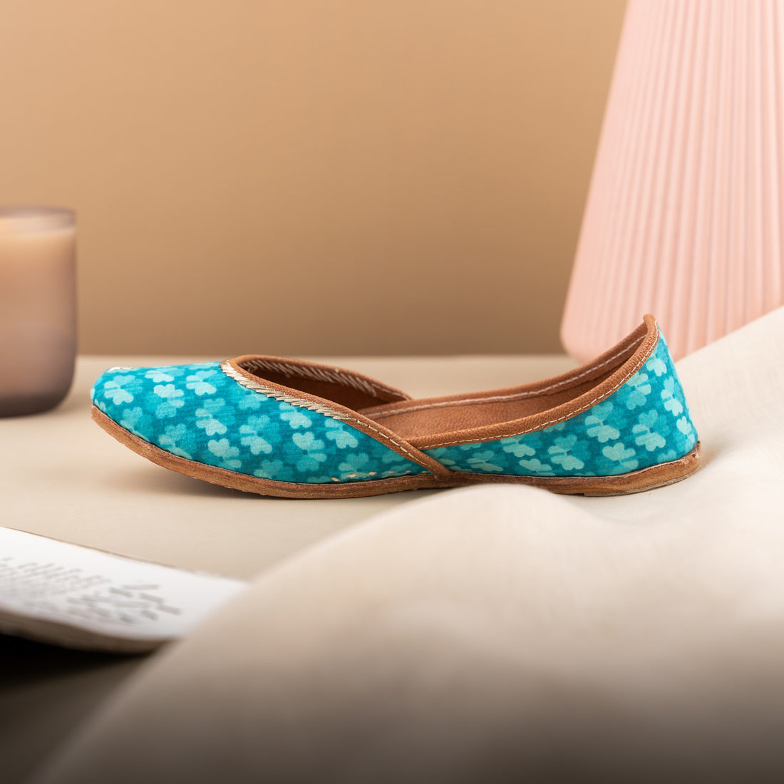 Blue Floral Jutti