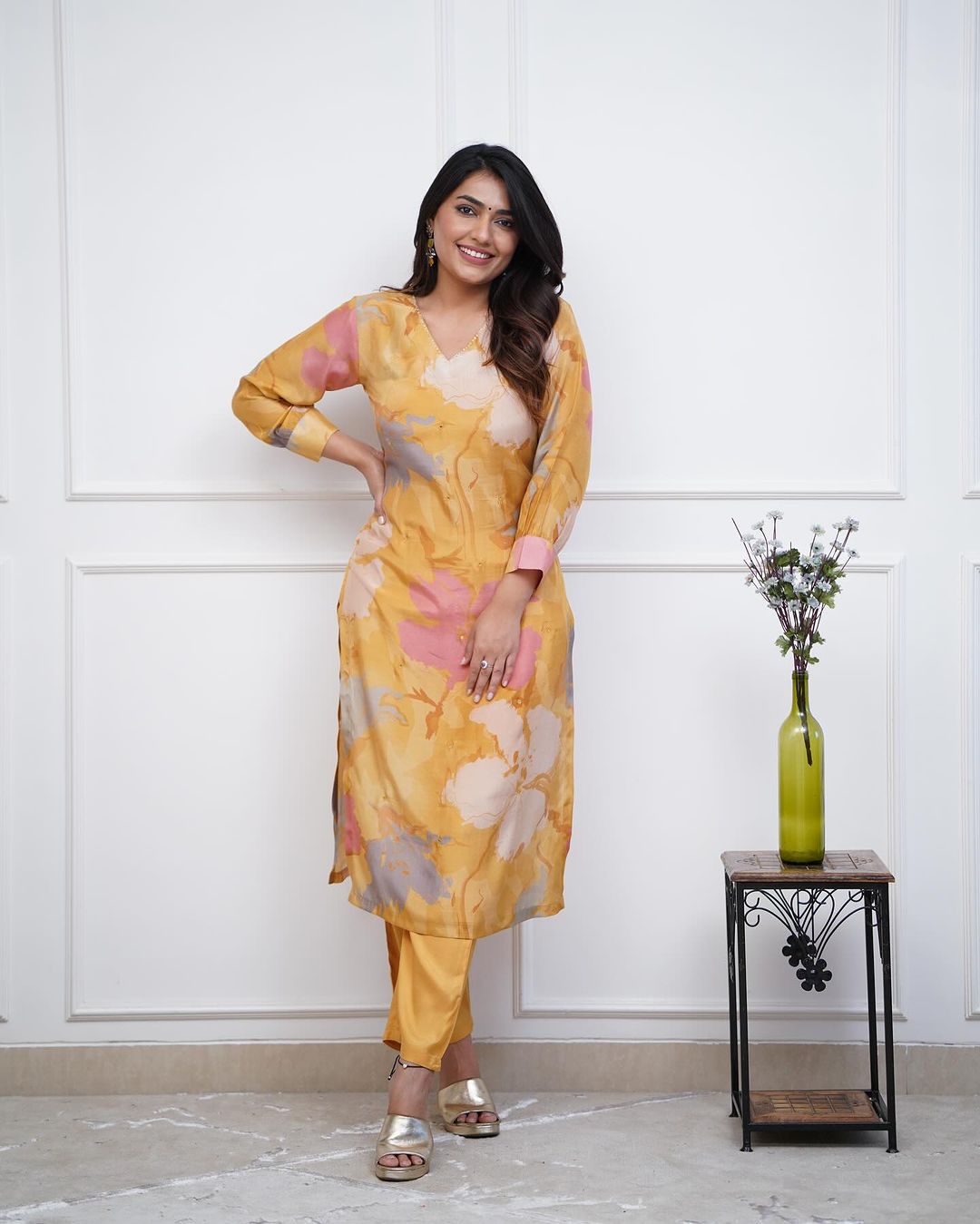 Enjoy New Floral Kurta Pant set with amazing lace Work ❤️ (WACD05)