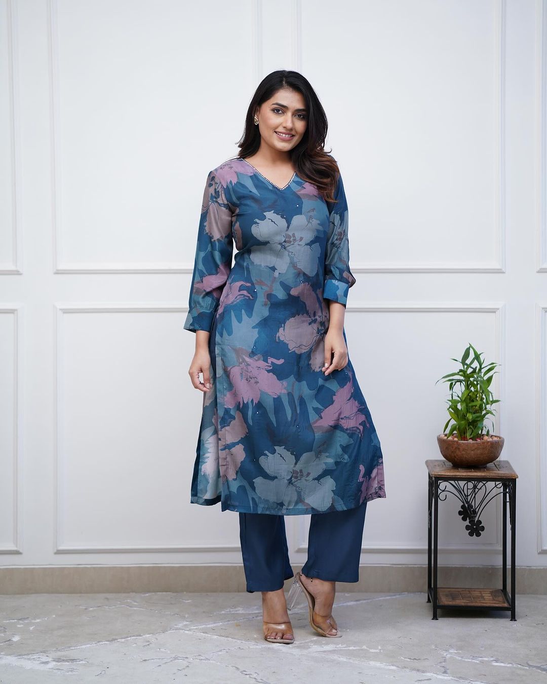 Enjoy New Floral Kurta Pant set with amazing lace Work ❤️ (WACD02)