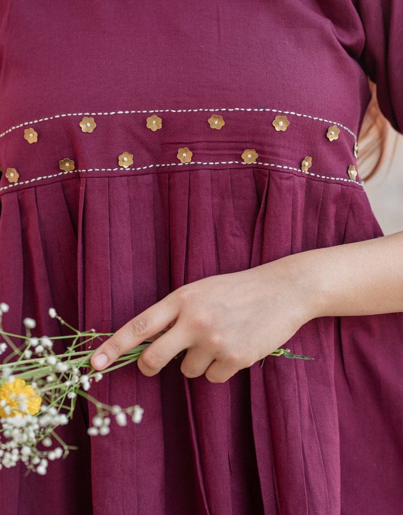 Flared silhouette with a comfort fit Delicate hand embroidery, (WACD127)