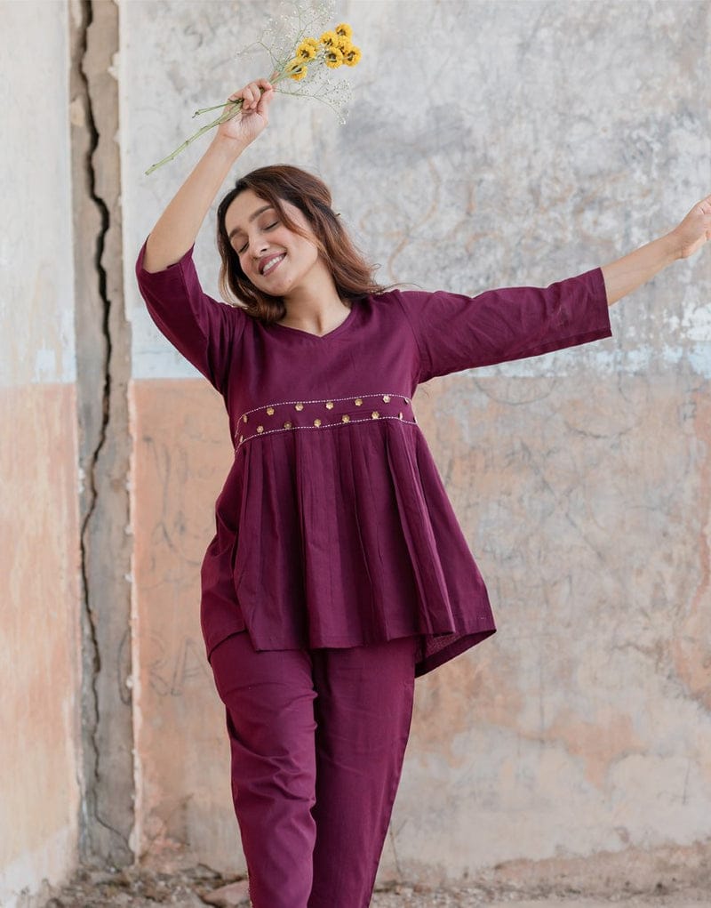 Flared silhouette with a comfort fit Delicate hand embroidery, (WACD127)
