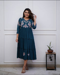 stylish Embroidery work slavees set perfect for your wardrobe ☺️ 🫶🏻(WACD81)