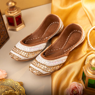 White Gold Strip Jutti