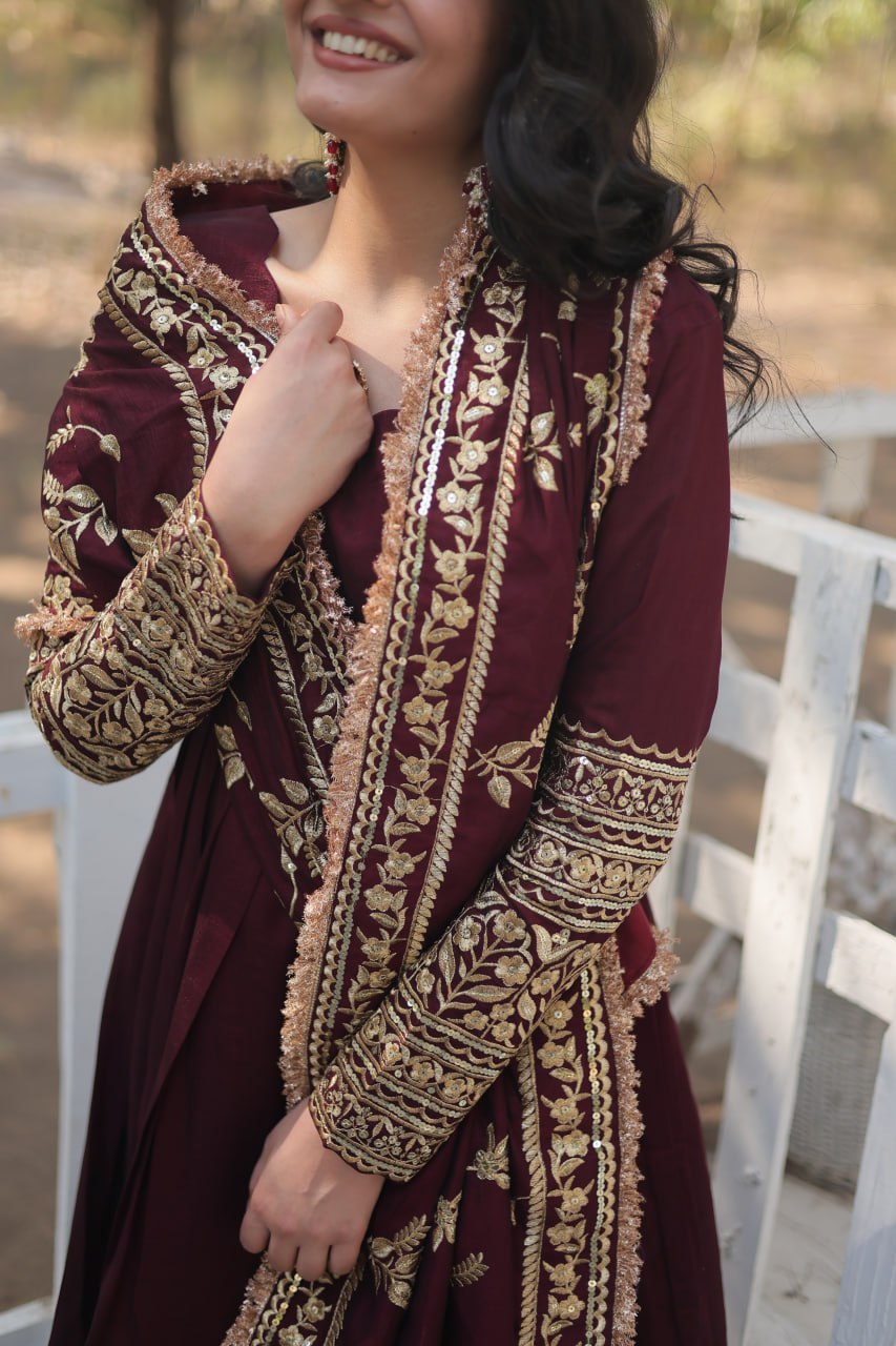 RADIANT DARK MAROON SUIT SET 142