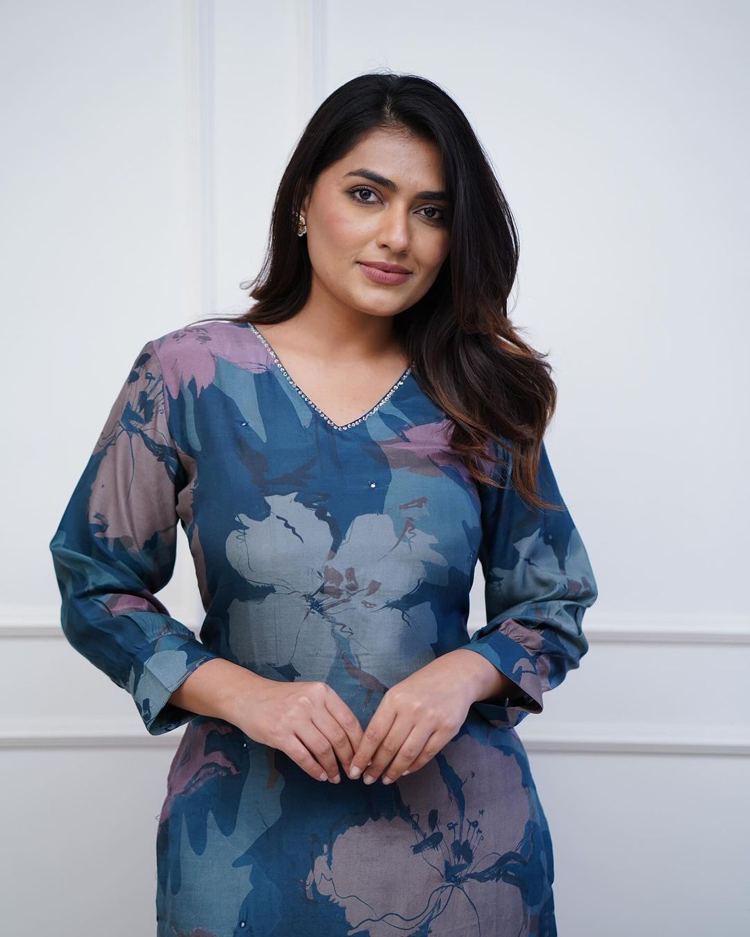 Enjoy New Floral Kurta Pant set with amazing lace Work ❤️ (WACD02)