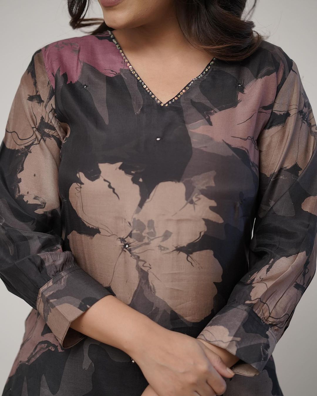 Enjoy New Floral Kurta Pant set with amazing lace Work ❤️ (WACD01)